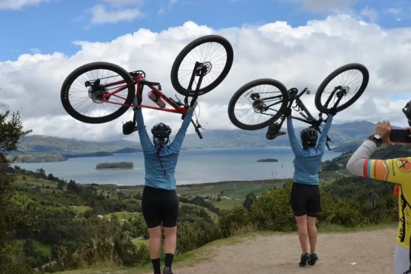 travesías para ciclistas aventureros, travesias en bici, travesias mtb cundinamarca 2025, travesia bogota villavicencio 2025, travesias mtb 2025, travesia neusa 2025, travesias mtb Colombia,