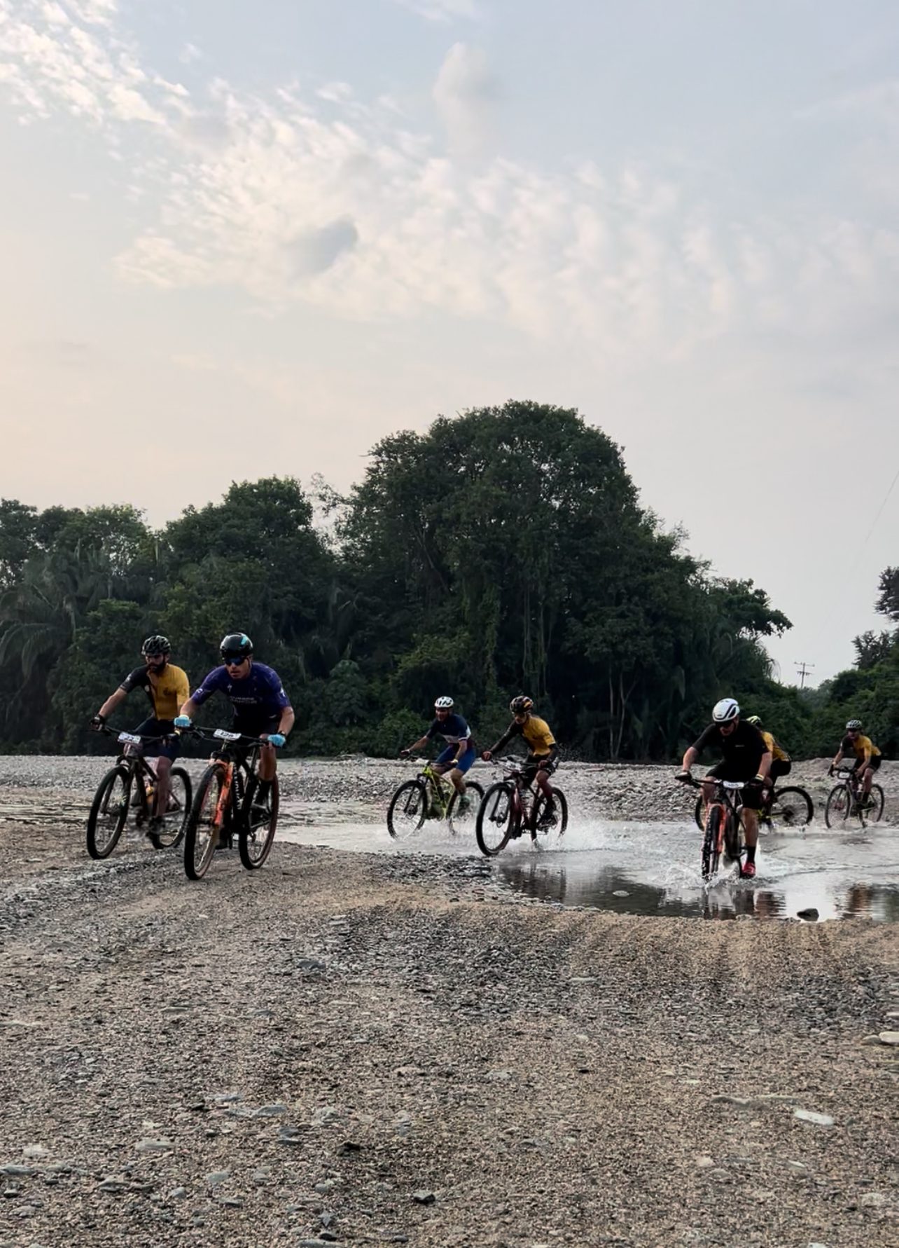 Abechucos Race MTB 2025, primer reto de MTB, cómo saber si estoy listo para competir en MTB, señales para empezar a competir en MTB, debut en carreras de MTB, preparación para mi primer reto MTB, consejos para principiantes en MTB competitivo, cuándo competir por primera vez en MTB, mi primera carrera de mountain bike, empezar en el MTB competitivo, primer evento de ciclismo de montaña, guía para novatos MTB, iniciar en las competencias de MTB
