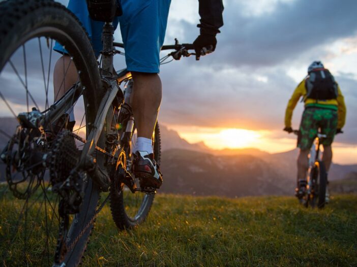 errores comunes en ciclismo de montaña, qué evitar en una carrera de MTB, cómo mejorar en competencias de MTB, fallos en carreras de MTB, consejos para competir en MTB, errores de novato en MTB, preparación para carreras de MTB